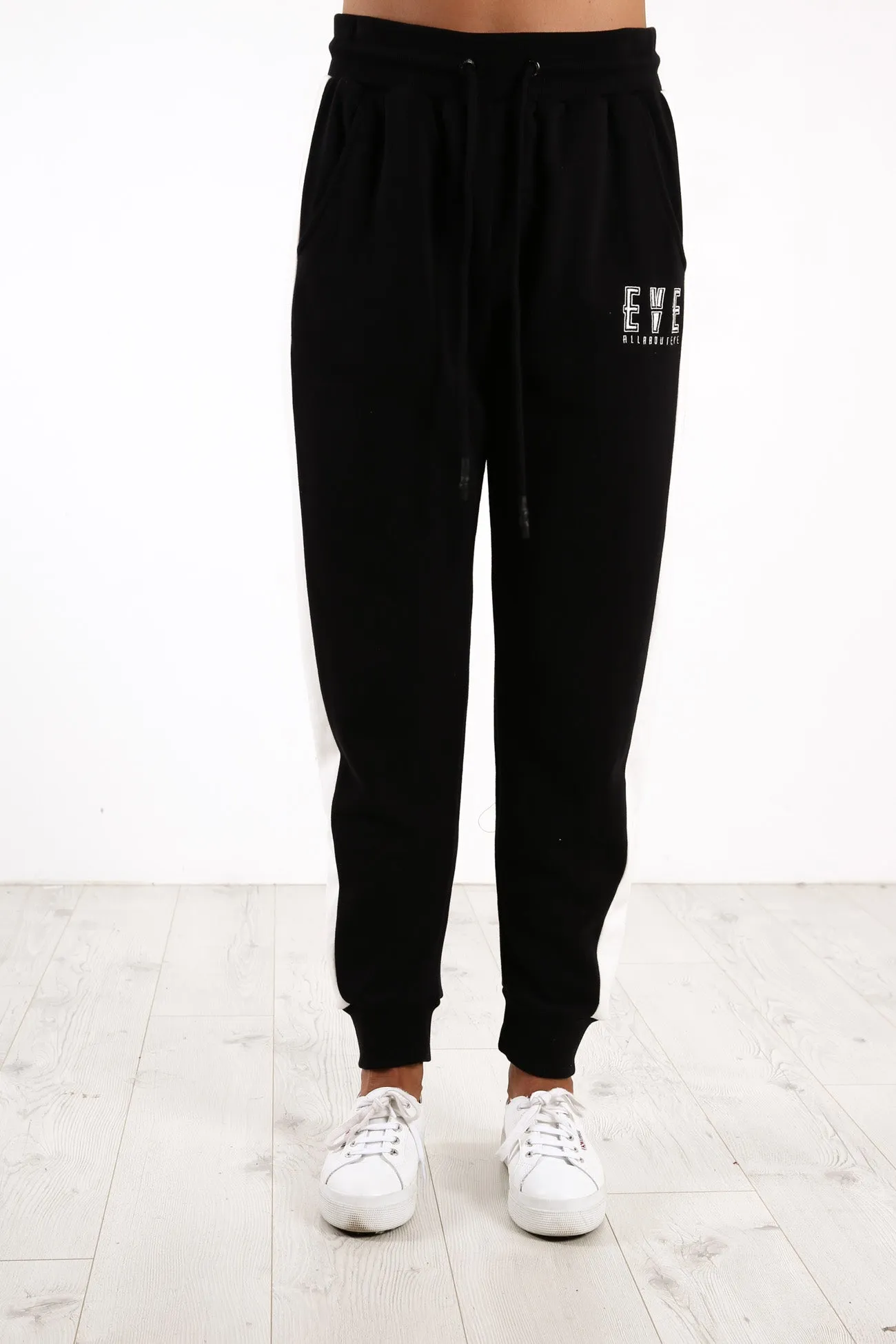 Academy Trackpant Black