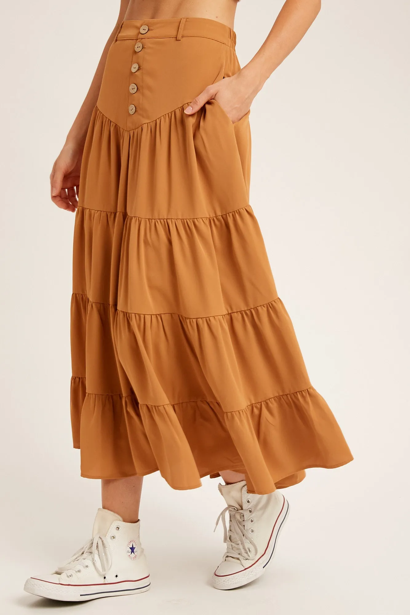 BUTTON DOWN WAIST TIERED MAXI SKIRT