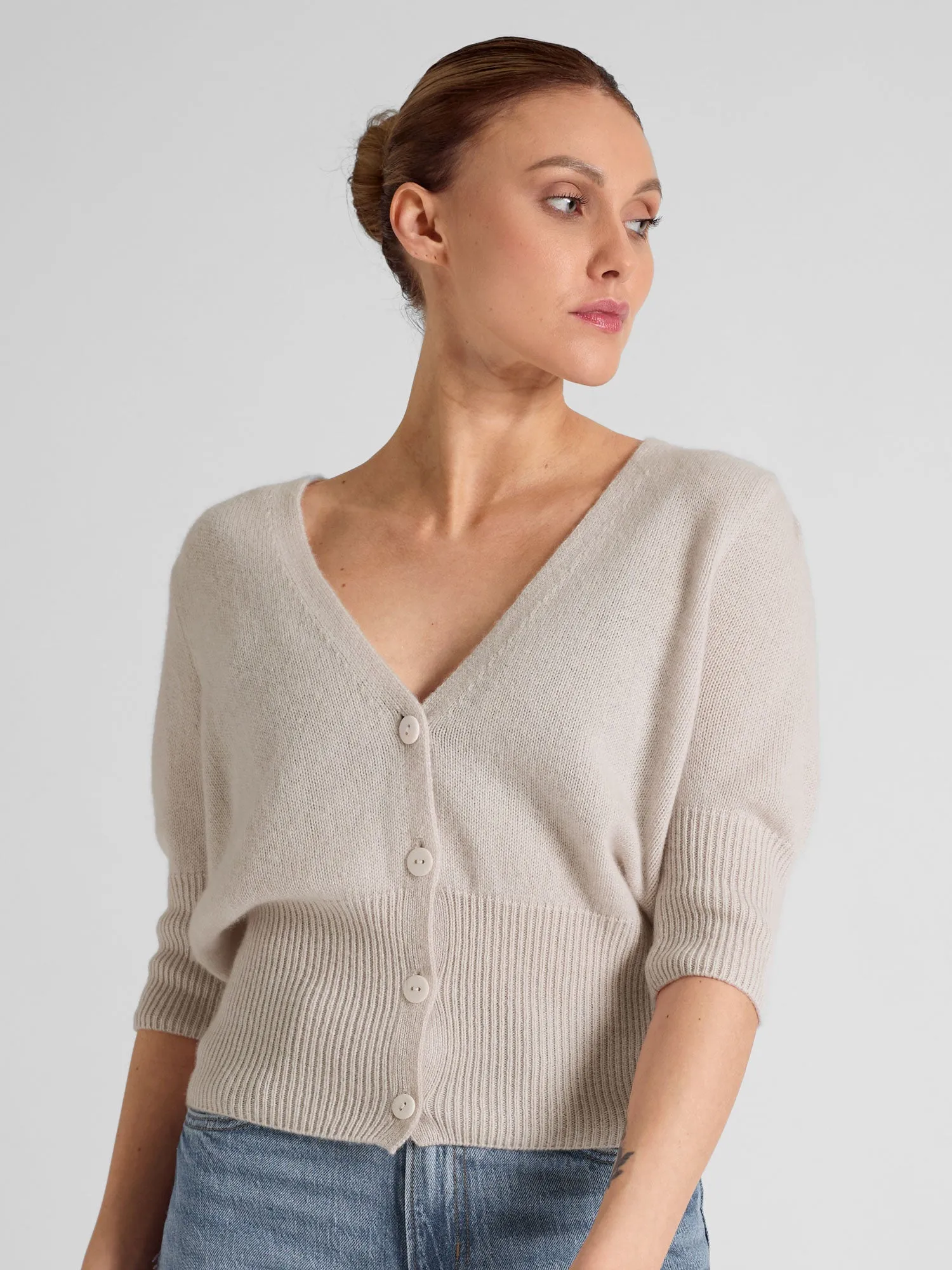 Cashmere cardigan "Grace" - pearl