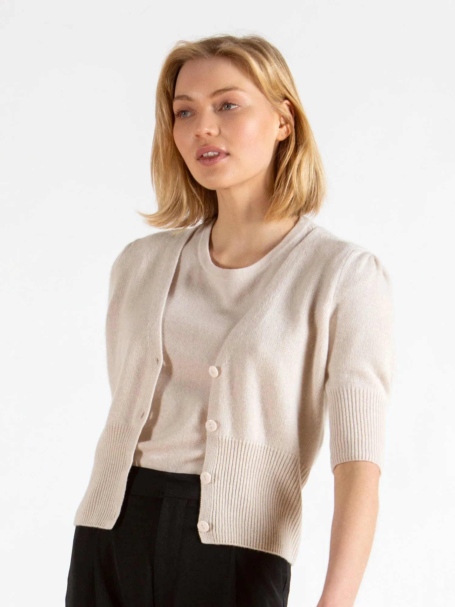 Cashmere cardigan "Grace" - pearl