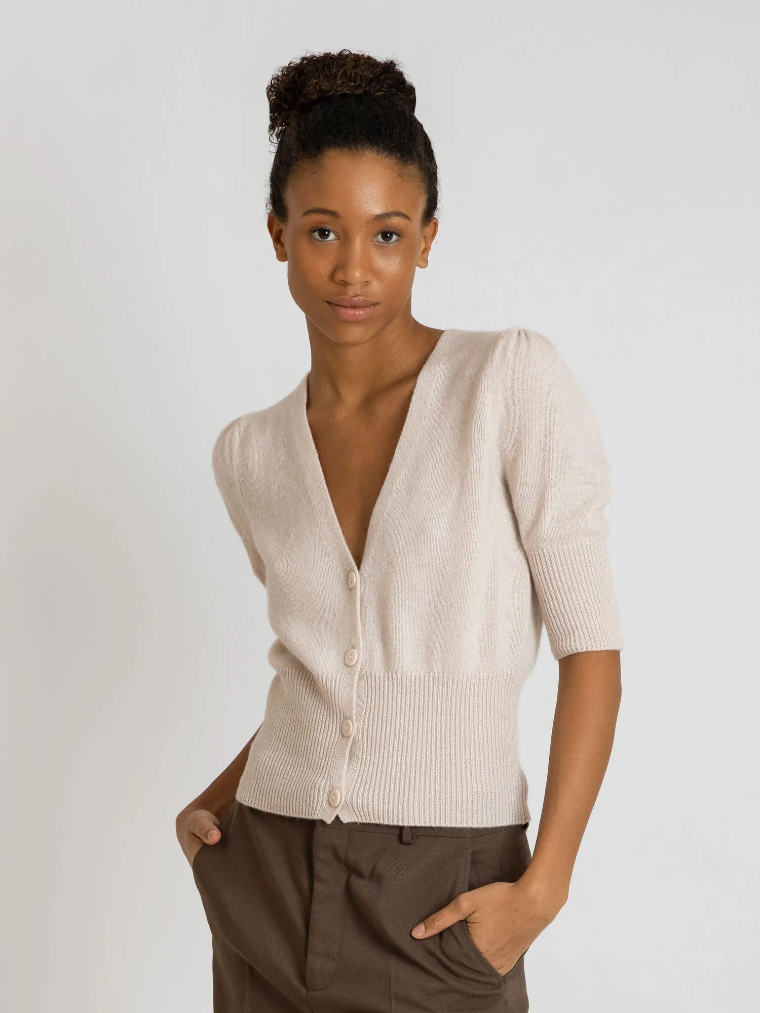 Cashmere cardigan "Grace" - pearl