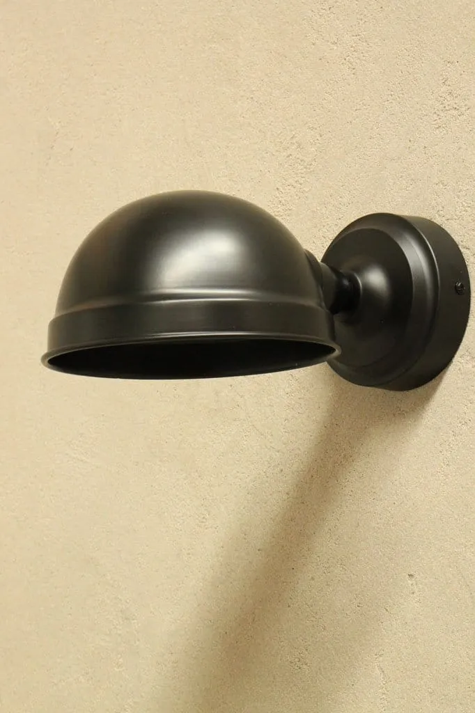 Gallery Wall Lamp